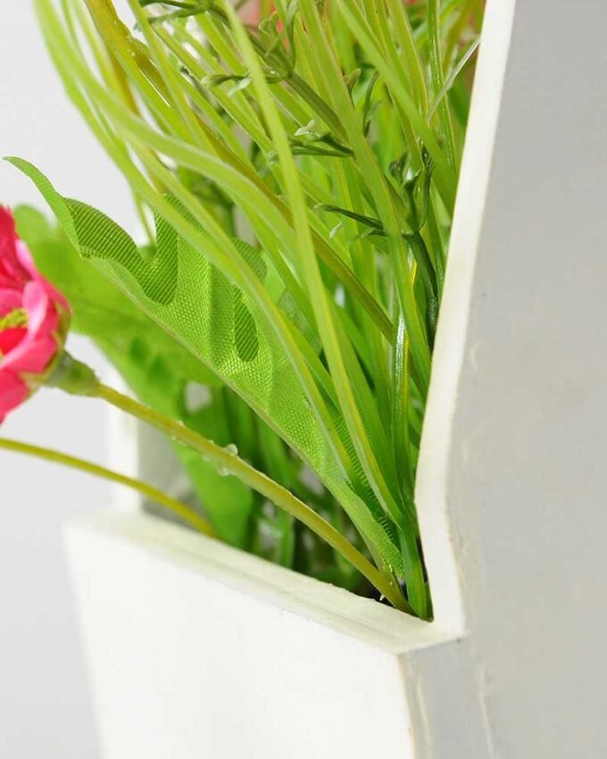 19cm Chrysanthemum Mums Silk Flower in Wood Planter 4 19cm Chrysanthemum Mums Silk Flower in Wood Planter