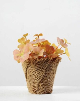 16cm Clover Artificial Plant  in Burlap wrap Potted Flowers&Plants YeahFlower is one of Chinese leading OEM manufacturers and exporters , supplying the silk flowers, wholesale artificial trees 16cm Clover Artificial Plant  in Burlap wrap