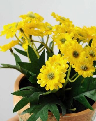 14cm Daisy Silk Flower  in Paper Pulp pot Potted Flowers&Plants YeahFlower is one of Chinese leading OEM manufacturers and exporters , supplying the silk flowers, wholesale artificial trees 14cm Daisy Silk Flower  in Paper Pulp pot