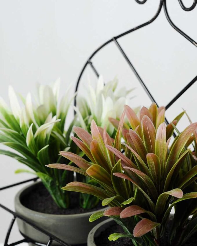 28cm Grass Artificial Plant  in Paper Pulp pot in Metal Frame