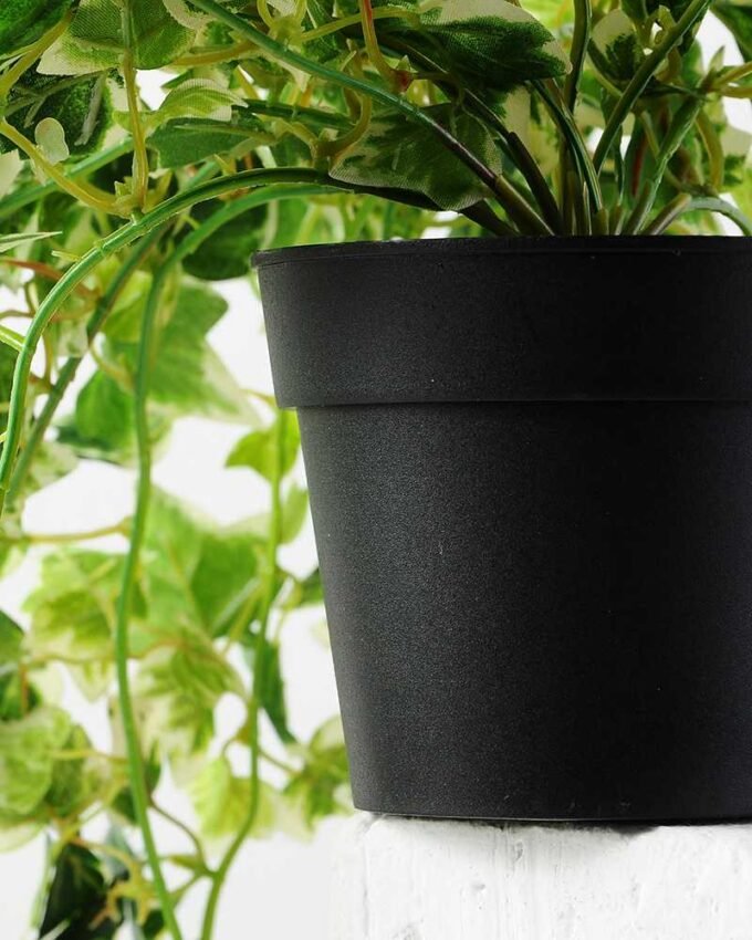 24cm Mini Ivy Artificial Plant  in Plastic pot 3 24cm Mini Ivy Artificial Plant  in Plastic pot