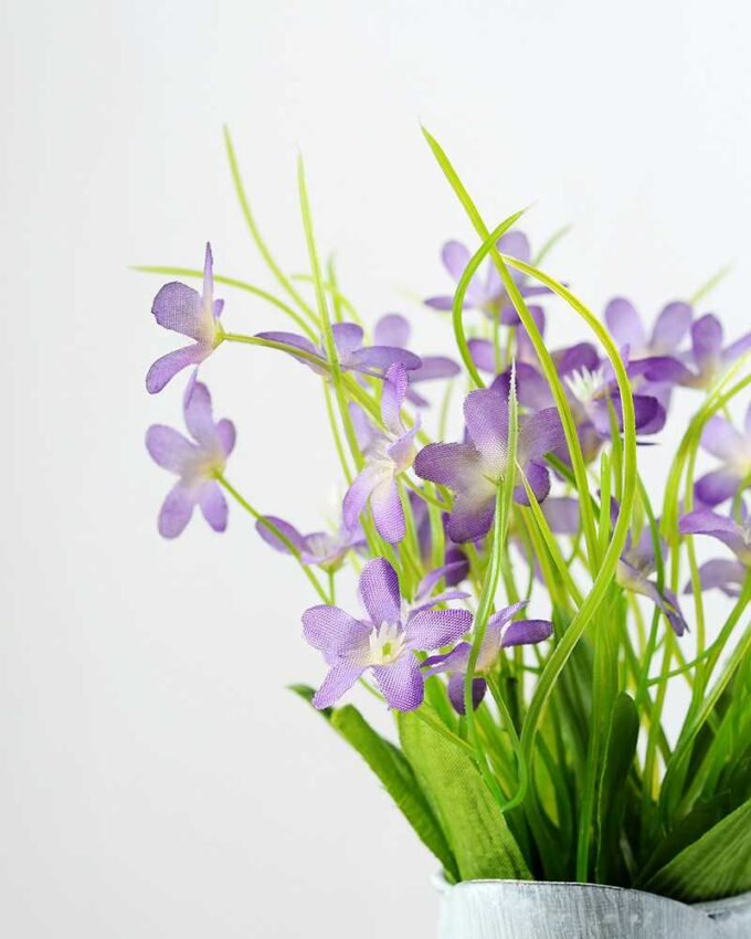 18cm Wild  Silk Flower  in Metal Jug