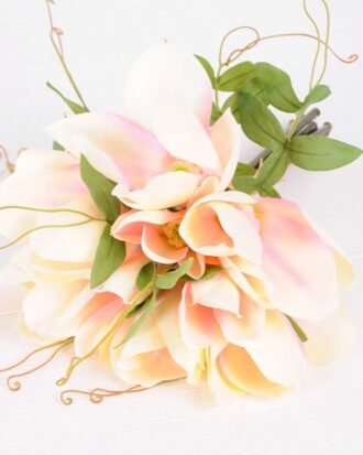 22*22*30CM Magnolia?flower*9 GS-2620119-P1 Flowers Bush YeahFlower is one of Chinese leading OEM manufacturers and exporters , supplying the silk flowers, wholesale artificial trees 22*22*30CM Magnolia?flower*9 GS-2620119-P1