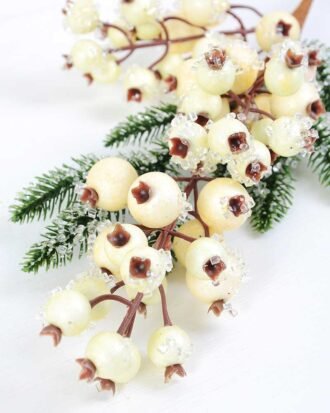 15*50cm Hawthorn & Pine twigs spray GS-3010106 Christmas Item YeahFlower is one of Chinese leading OEM manufacturers and exporters , supplying the silk flowers, wholesale artificial trees 15*50cm Hawthorn & Pine twigs spray GS-3010106