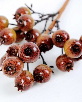 10*40cm green pomegranate?branches spray GS-3010112 Christmas Item YeahFlower is one of Chinese leading OEM manufacturers and exporters , supplying the silk flowers, wholesale artificial trees 10*40cm green pomegranate?branches spray GS-3010112