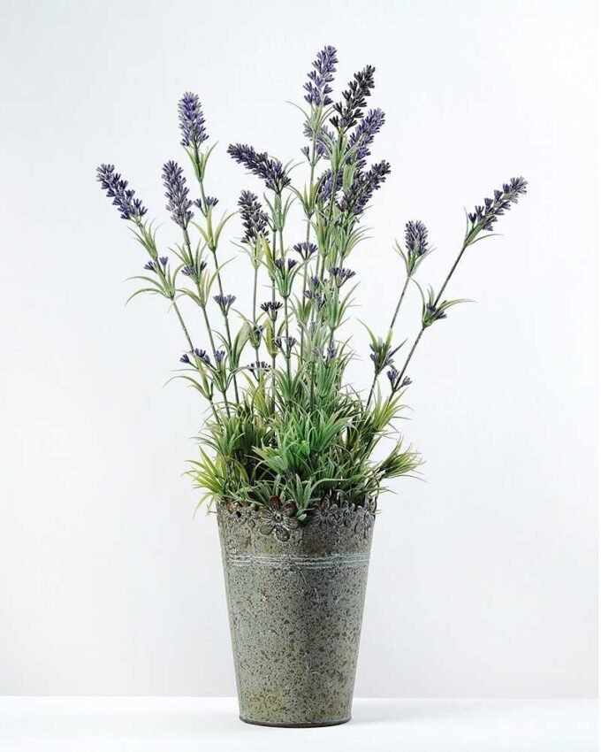 lavender in metal pot H:20.8" GS-0338315