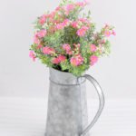 Artificial Flower 24*22*35cm Daisies in Metal pot GS-03318085-P1