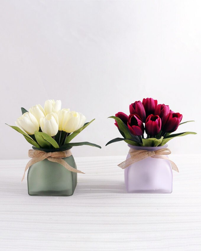 Artificial Flower 24*24*21.5cm Tulip in glass pot GS-03318065-Z1