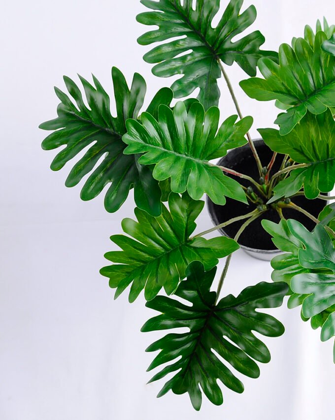 Artificial Plant 30*25*28cm Philodendron in Metal pot GS-66618004