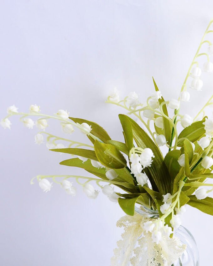 Artificial Flower 23*22*30CM Bellflower Spray*3 in glass pot with fake water GS-52719013