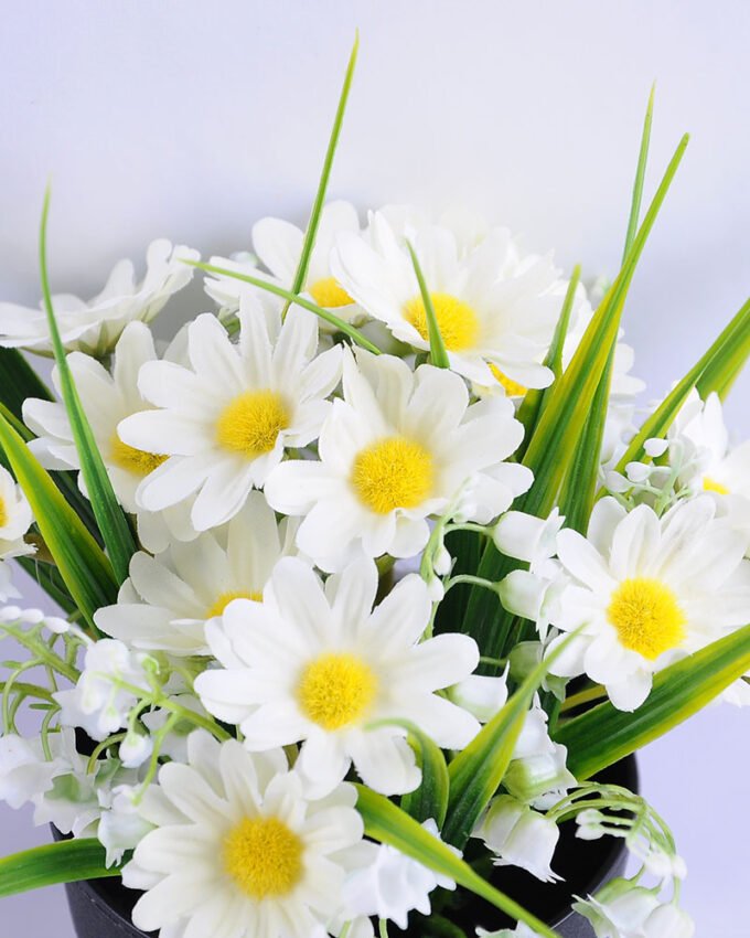 Artificial Flower 22*22*20cm Daisy in Plastic pot GS-03319190
