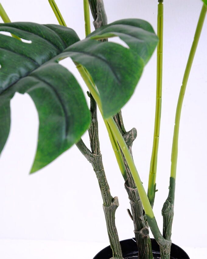 Artificial Tree 57*66*76CM Monstera leaf in plastic pot/lvs8 GS-46920001