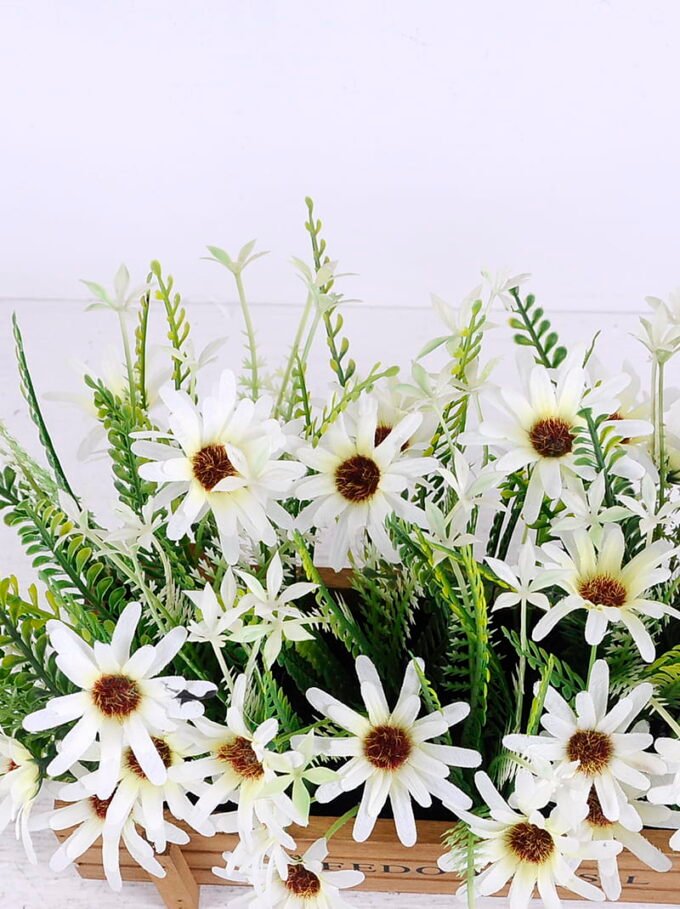 Artificial Flower 35*27*21cm Daisy in Wooden frame GS-03320129