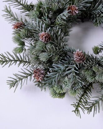 Artificial Plant 41*41*8CM Berry wreath GS-54020057 Christmas Item YeahFlower is one of Chinese leading OEM manufacturers and exporters , supplying the silk flowers, wholesale artificial trees Artificial Plant 41*41*8CM Berry wreath GS-54020057