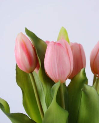 Artificial Flower 20*30cm Tulip Bouquet*7 GS-41520030-P1 Bouquet YeahFlower is one of Chinese leading OEM manufacturers and exporters , supplying the silk flowers, wholesale artificial trees