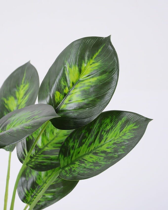 Artificial Plant 32*40cm Leaves in glass ware GS-06921016 Leaves&Sprays&Foliages YeahFlower is one of Chinese leading OEM manufacturers and exporters , supplying the silk flowers, wholesale artificial trees