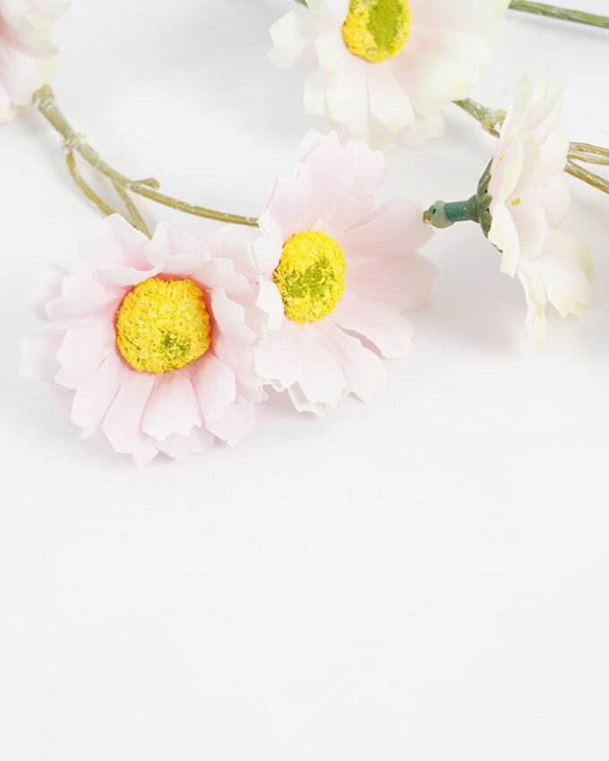 Artificial Flower Daisy spray 14 GS-60320004R-P1_5 Artificial Flower 18*72cm Daisy spray*14 GS-60320004R-P1 Single Flowers YeahFlower is one of Chinese leading OEM manufacturers and exporters , supplying the silk flowers, wholesale artificial trees