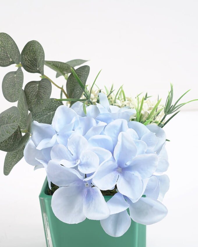 Artificial Flower 18*18*26CM Hydrange in glassware GS-06921046 Potted Flowers&Plants 3,000+ sqm showroom with thousands of artificial flowers, plants & trees ready for global sourcing.