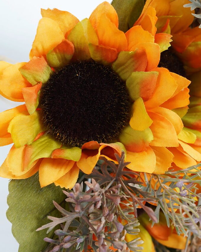 Artificial Flower 26*26*28cm flower bouguet*9 GS-16821005 Bouquet YeahFlower is one of Chinese leading OEM manufacturers and exporters , supplying the silk flowers, wholesale artificial trees