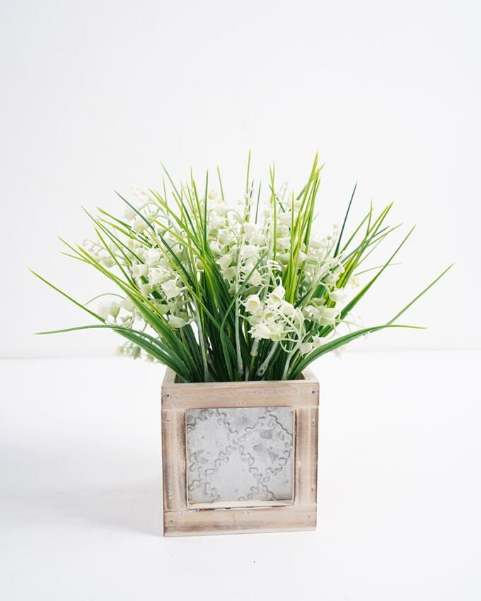 Artificial Plant Bellflower in MDF pot GS-03321097-W1_2 Artificial Plant 22*22*26cm Bellflower in MDF pot GS-03321097-W1 Potted Flowers&Plants YeahFlower is one of Chinese leading OEM manufacturers and exporters , supplying the silk flowers, wholesale artificial trees