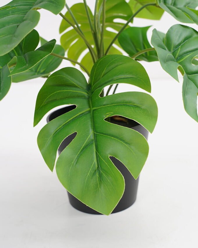Artificial Plant 26*26*27cm Real touch Monstera in PP pot GS-03321090 Potted Flowers&Plants 3,000+ sqm showroom with thousands of artificial flowers, plants & trees ready for global sourcing.