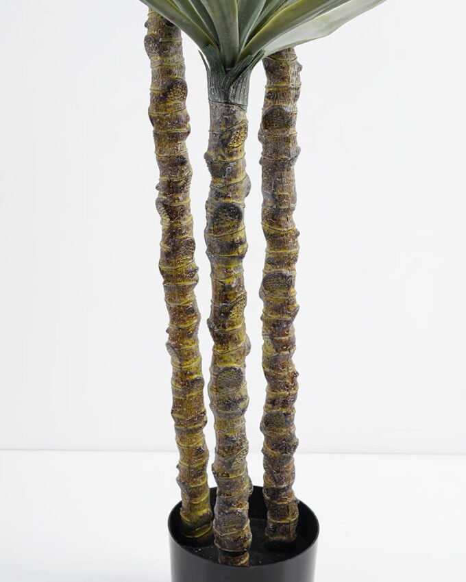 Artificial Tree 67*60*148CM Agave in pp pot/lvs117 GS-43421008 Tree&Plant YeahFlower is one of Chinese leading OEM manufacturers and exporters , supplying the silk flowers, wholesale artificial trees