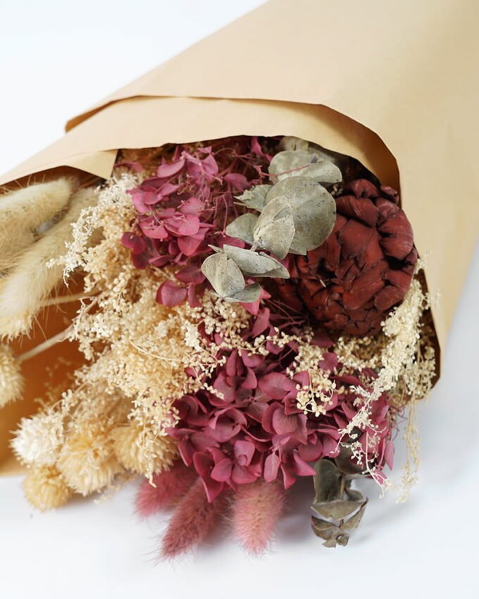 Dried Flowers 20*50CM Dried natural items bouquet with paper wrapped(85g/bouquet, H:50CM) GS-56621068 Bouquet YeahFlower is one of Chinese leading OEM manufacturers and exporters , supplying the silk flowers, wholesale artificial trees