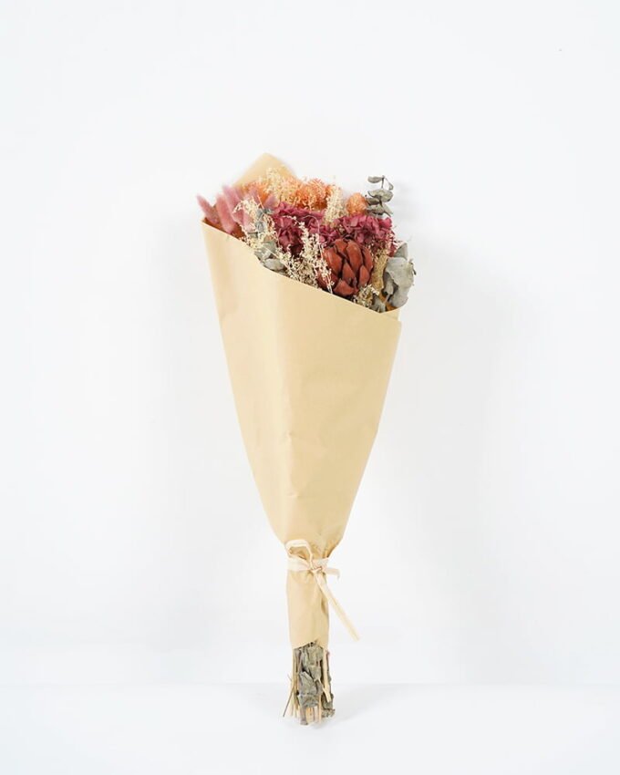 Dried Flowers 20*50CM Dried natural items bouquet with paper wrapped(85g/bouquet, H:50CM) GS-56621069 Bouquet YeahFlower is one of Chinese leading OEM manufacturers and exporters , supplying the silk flowers, wholesale artificial trees