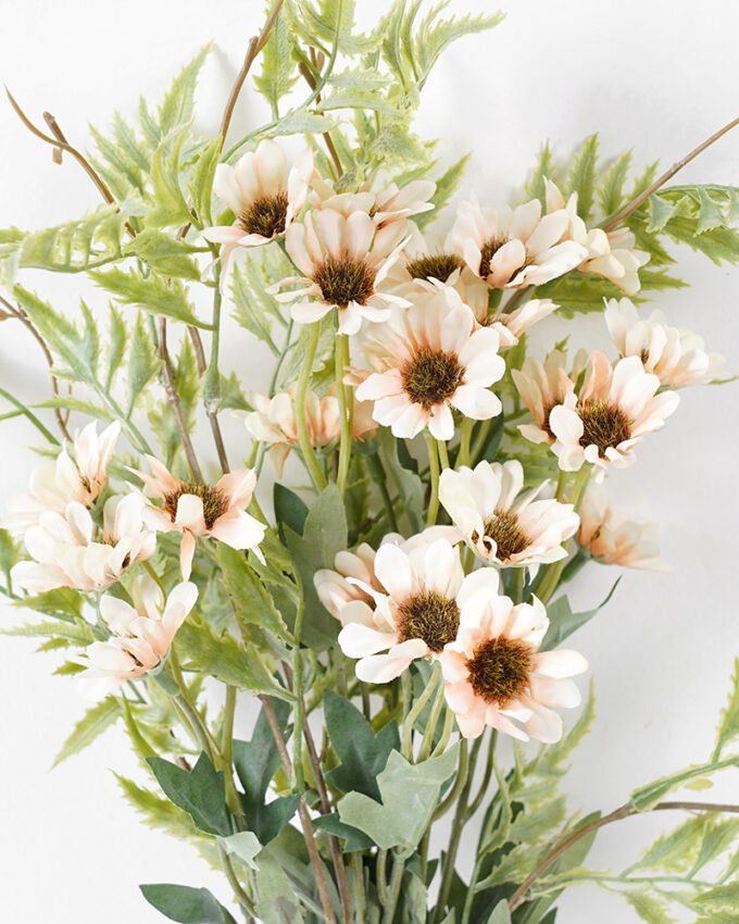 Artificial Flower 27*62CM Daisy bouquet*4 Faux flowers GS-26221017 Bouquet 3,000+ sqm showroom with thousands of artificial flowers, plants & trees ready for global sourcing.