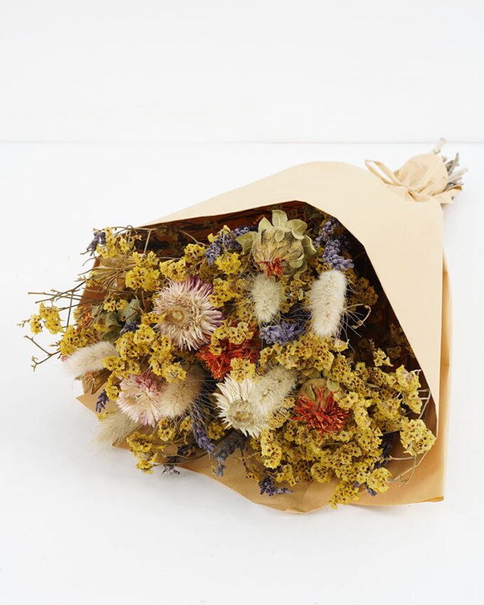 Dried Flowers 20*12*50CM Dried natural items bouquet with paper wrapped(60g/bouquet, H:50CM) GS-56621085 Bouquet YeahFlower is one of Chinese leading OEM manufacturers and exporters , supplying the silk flowers, wholesale artificial trees