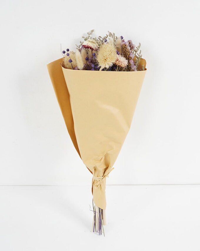 Dried Flowers 20*12*50CM Dried natural items bouquet with paper wrapped(60g/bouquet, H:50CM) GS-56621087 Bouquet YeahFlower is one of Chinese leading OEM manufacturers and exporters , supplying the silk flowers, wholesale artificial trees