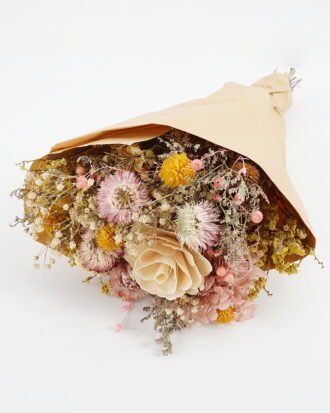 Dried Flowers 20*12*50CM Dried natural items bouquet with paper wrapped(60g/bouquet, H:50CM) GS-56621088 Bouquet YeahFlower is one of Chinese leading OEM manufacturers and exporters , supplying the silk flowers, wholesale artificial trees