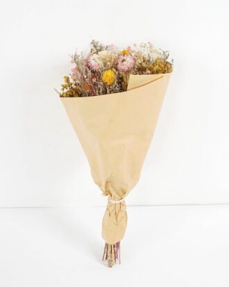 Dried Flowers 20*12*50CM Dried natural items bouquet with paper wrapped(60g/bouquet, H:50CM) GS-56621088 Bouquet YeahFlower is one of Chinese leading OEM manufacturers and exporters , supplying the silk flowers, wholesale artificial trees