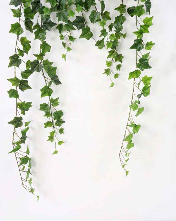 Artificial Plant 30*178cm IVY HANGER X 423 LVS. GS-66121001-G1 Leaves&Sprays&Foliages YeahFlower is one of Chinese leading OEM manufacturers and exporters , supplying the silk flowers, wholesale artificial trees