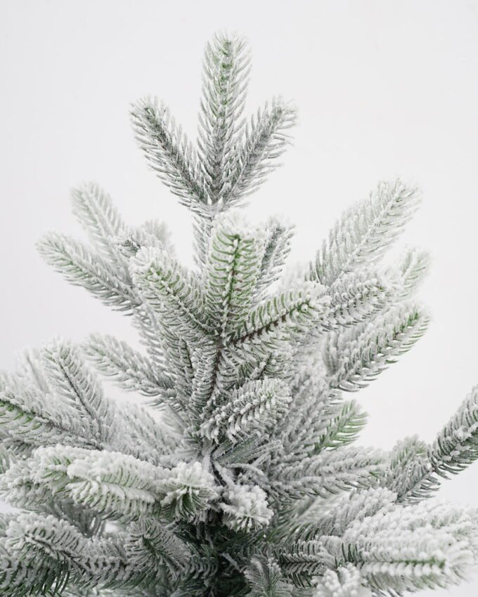 Artificial Tree 50cm Christmas tree in pe pot GS-30421033 Christmas Item YeahFlower is one of Chinese leading OEM manufacturers and exporters , supplying the silk flowers, wholesale artificial trees