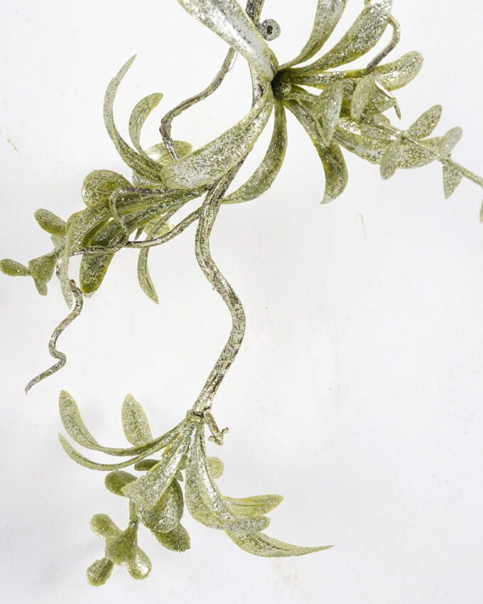 Artificial Plant 20*79cm Eucalyptus Garland GS-46622010 Banners&Garlands YeahFlower is one of Chinese leading OEM manufacturers and exporters , supplying the silk flowers, wholesale artificial trees