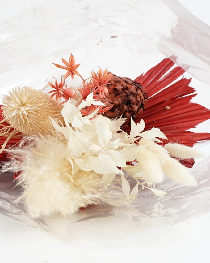 Dried Flowers 50*33cm Natural Dried flower bouquet 110g/bouquet GS-56621158 Bouquet YeahFlower is one of Chinese leading OEM manufacturers and exporters , supplying the silk flowers, wholesale artificial trees