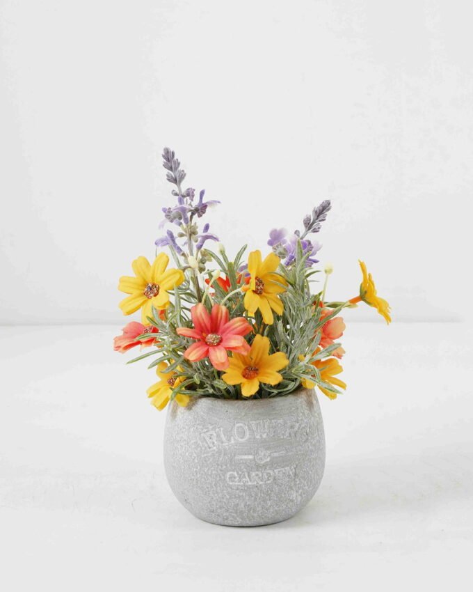 Artificial Flower 16*16*22cm Daisy Lavender in Paper pot GS-03322079-W1 Potted Flowers&Plants YeahFlower is one of Chinese leading OEM manufacturers and exporters , supplying the silk flowers, wholesale artificial trees