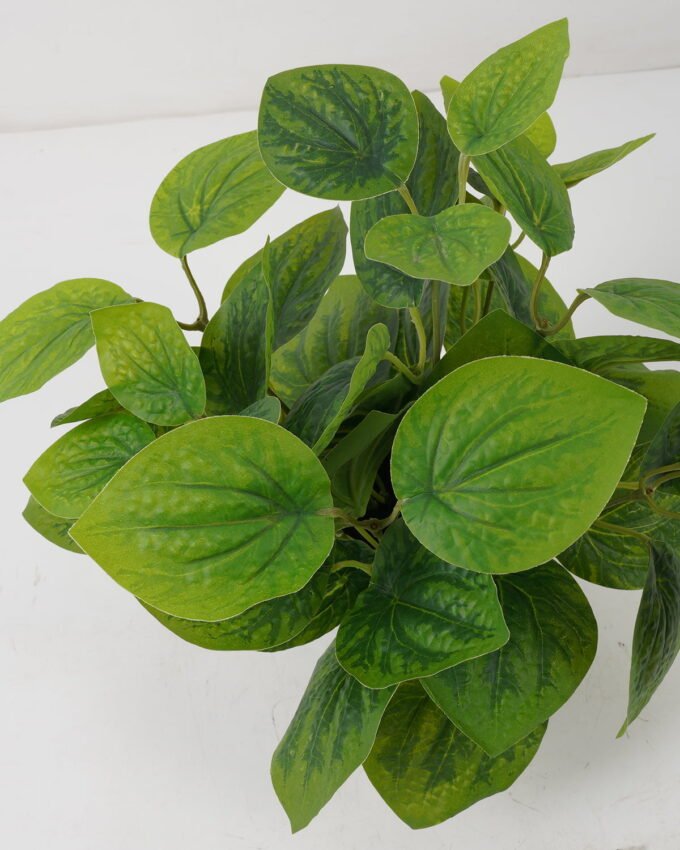 Artificial Plant 25*25*30cm Watermelon Leaf in PP pot real touch GS-03322020-G1 Potted Flowers&Plants YeahFlower is one of Chinese leading OEM manufacturers and exporters , supplying the silk flowers, wholesale artificial trees