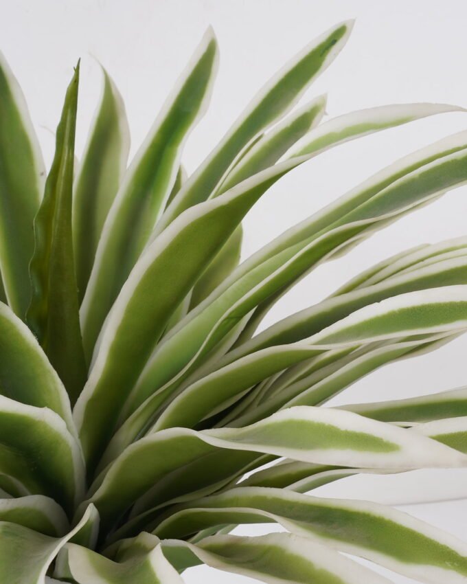 Artificial Tree 70*70*67cm Sisal hemp in PP pot GS-19222036 Tree&Plant YeahFlower is one of Chinese leading OEM manufacturers and exporters , supplying the silk flowers, wholesale artificial trees