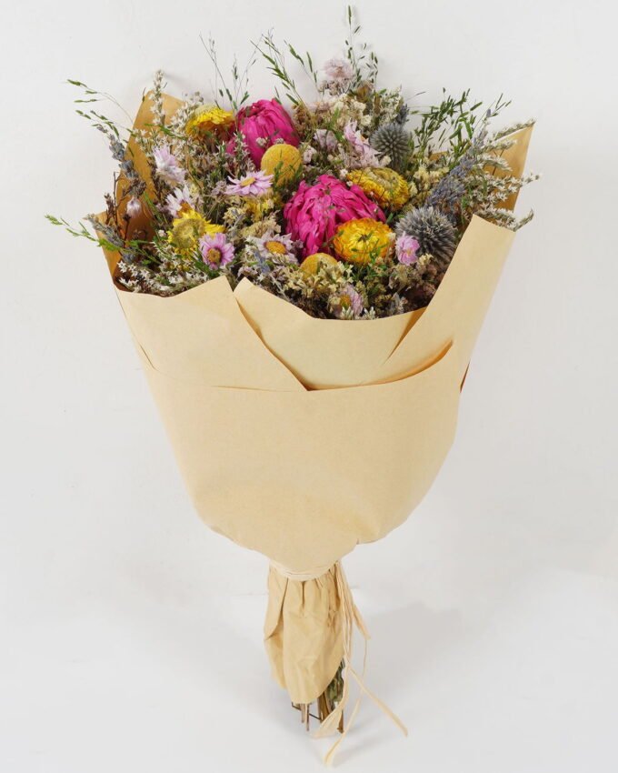 Dried Flowers H:40CM Dried natural items bouquet with paper wrapped(110g/bouquet) GS-56622018JJA Bouquet YeahFlower is one of Chinese leading OEM manufacturers and exporters , supplying the silk flowers, wholesale artificial trees