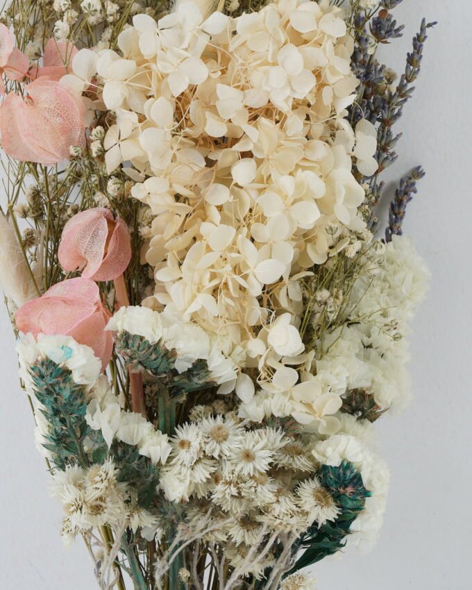 Dried Flowers H:50CM Dried natural items bouquet with pvc/paper wrapped(45g/bouquet) GS-56622035 Bouquet YeahFlower is one of Chinese leading OEM manufacturers and exporters , supplying the silk flowers, wholesale artificial trees