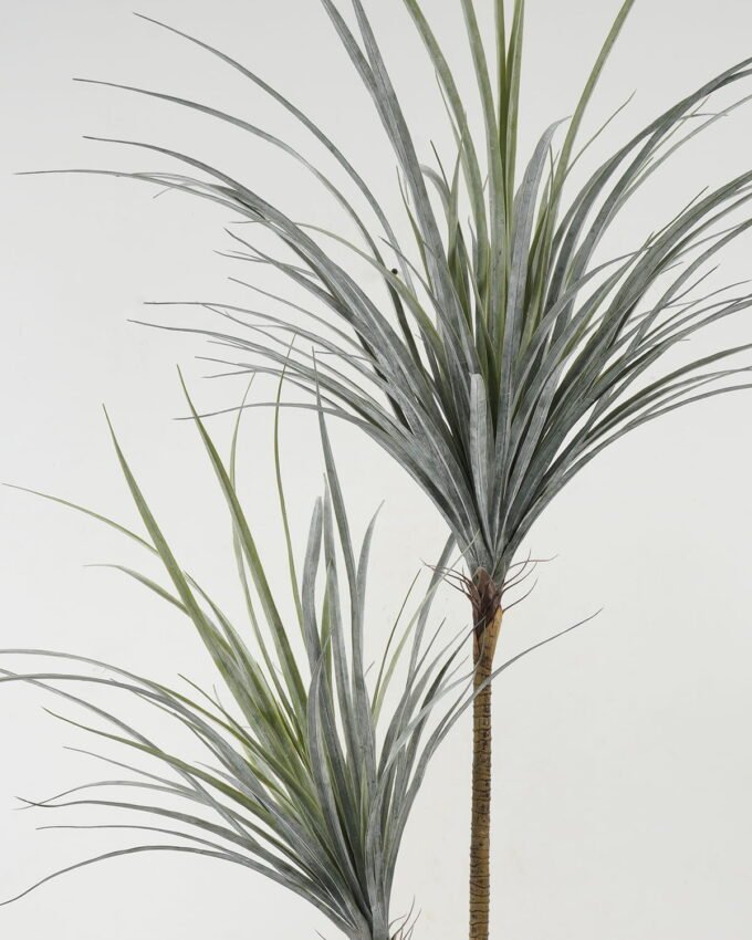 Artificial Tree 95*70*160cm Yucca tree in PP pot GS-67322041CONTI-G2 Tree&Plant YeahFlower is one of Chinese leading OEM manufacturers and exporters , supplying the silk flowers, wholesale artificial trees