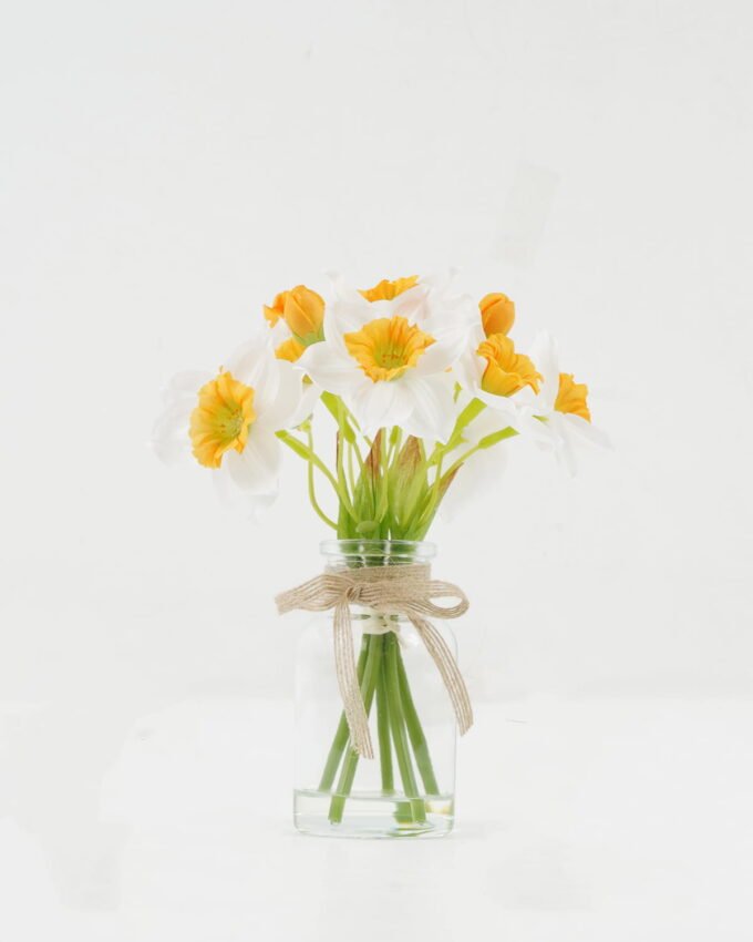 Artificial Flower 17*17*19cm Narcissus flower in glass GS-16822053 Potted Flowers&Plants YeahFlower is one of Chinese leading OEM manufacturers and exporters , supplying the silk flowers, wholesale artificial trees