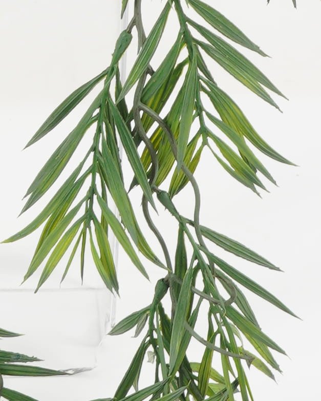 Artificial Plant Podocarpus cane in PP pot GS-05522033_5 Artificial Plant 27*27*56cm Podocarpus cane in PP pot GS-05522033 Potted Flowers&Plants YeahFlower is one of Chinese leading OEM manufacturers and exporters , supplying the silk flowers, wholesale artificial trees