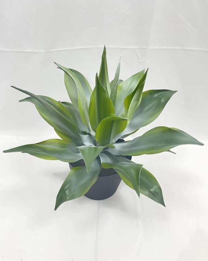 Artificial Tree 40cm Tequila in PP pot GS-41922012 Tree&Plant YeahFlower is one of Chinese leading OEM manufacturers and exporters , supplying the silk flowers, wholesale artificial trees