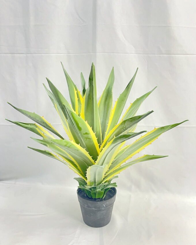 Artificial Tree 45cm Tequila in PP pot GS-41922059 Tree&Plant YeahFlower is one of Chinese leading OEM manufacturers and exporters , supplying the silk flowers, wholesale artificial trees