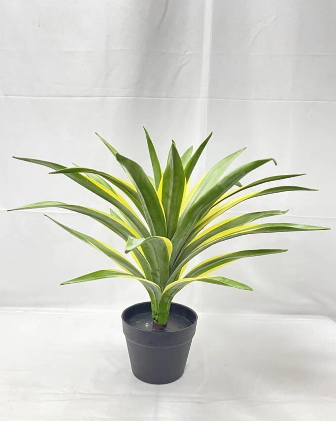 Artificial Tree 54cm Tequila in PP pot GS-41922038 Tree&Plant YeahFlower is one of Chinese leading OEM manufacturers and exporters , supplying the silk flowers, wholesale artificial trees