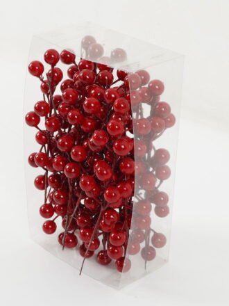 Artificial Flower 25*42cm Pine needles, pip berry branches GS-66222081 Christmas Item 3,000+ sqm showroom with thousands of artificial flowers, plants & trees ready for global sourcing.
