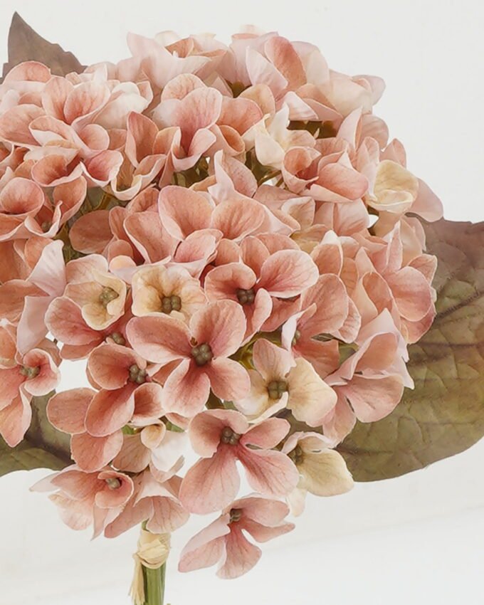 Artificial Flower 24*24*38cm Flower *3 bundle GS-15422066-P1 Bouquet YeahFlower is one of Chinese leading OEM manufacturers and exporters , supplying the silk flowers, wholesale artificial trees